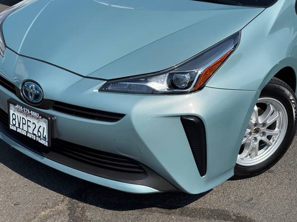 2021 Toyota Prius Call Now and Drive, 858-279-6862 SKU:26562 Toyota Pr - $19,999 (San Diego Auto Finders)63476420210945122