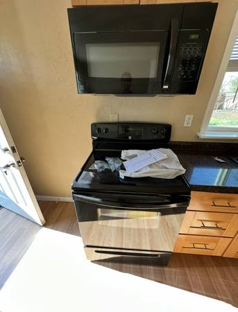 $1,800 / 1br - Pleasant hill 1 bedroom cottage utilities included (concord / pleasant hill / martinez)63880244848513124