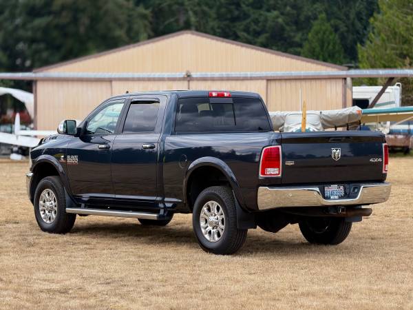 2018 RAM 3500 Laramie 4x4 - Photo 4