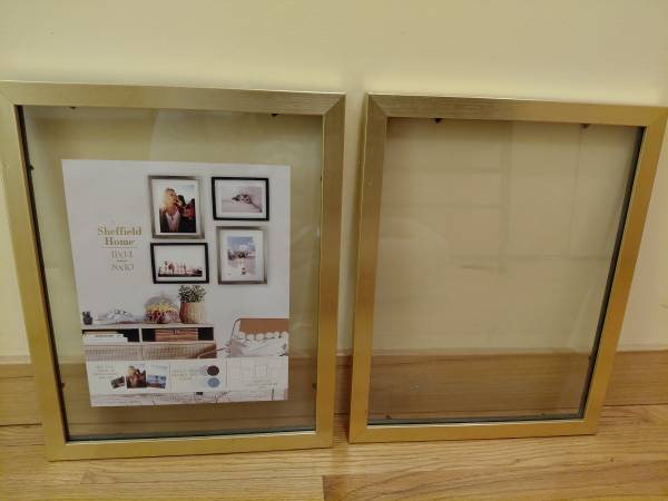 Gold metal photo frames 1