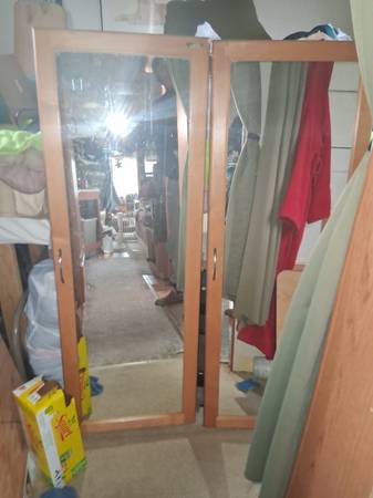 Rv closet doors 1