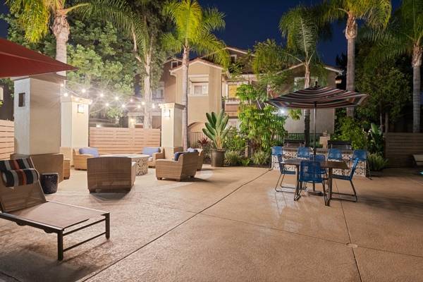 $3,219 / 2br - 987ft2 - 2B/2B, Wireless Access in Common Areas, Air Conditioning (11760 Westview Pkwy, San Diego, CA)63657260726017121
