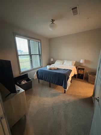 $2,072 / 1br - 800ft2 - 1 Bedroom Apartment Lease Takeover (Charleston)64016106017665123