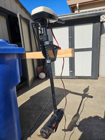 12 volt Trolling Motor 1