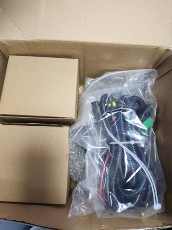 Luces antiniebla para Toyota Corolla 2011-2013 - $25 (Venice)63471262427011120