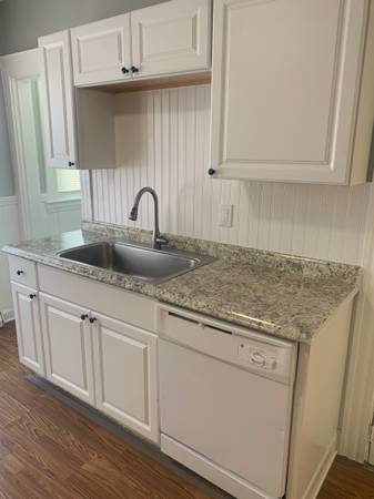 $2,500 / 2br - 650ft2 - Just renovated 2 bed on 2cd fl in Salem!63856339542145120