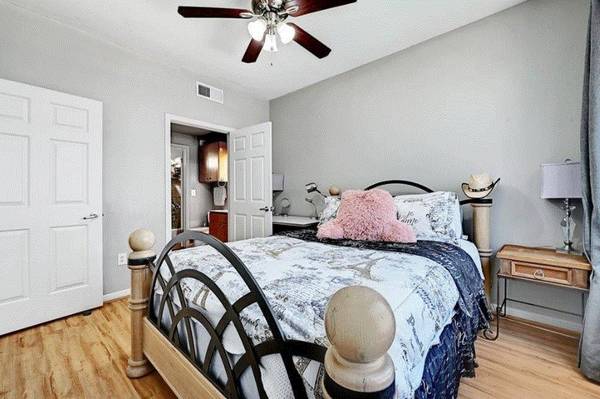 $730 / 1br - Spacious and fully furnished 1 bedroom 1 bath duplex house (twin falls,ID)63802845990401120