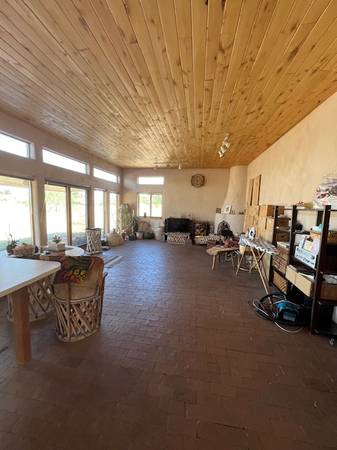 $1,600 / 2br - $1,600/MONTH 2/1 FOR RENT IN TAOS! (EL PRADO)63659885110787120
