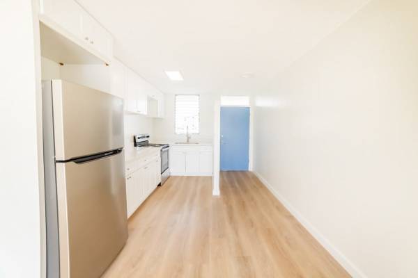 $2,364 / 2br - 830ft2 - Elevator (Select Units), Public Transportation, Off Street Parking (2751 Kapiolani Blvd, Honolulu, HI)63939398955778122