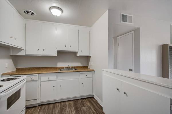 $1.275 / 2 habitaciones - Toma la decisión correcta, elige Regalia Crest Apartments (Sacramento)63228481708289123