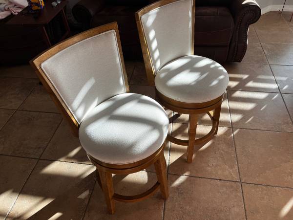 Costco stools with back 1