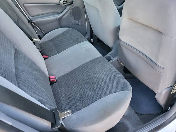 2003 FORD FOCUS LX - $2,900 (fremont / union city / newark)63477387030913123