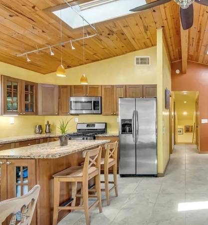 $2,600 / 2br - 1200ft2 - house for rent (Fair Oaks)63844739310977123