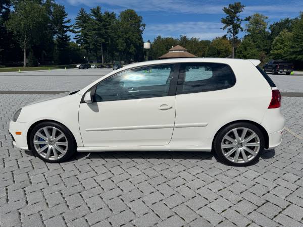 2008 VW R32 1
