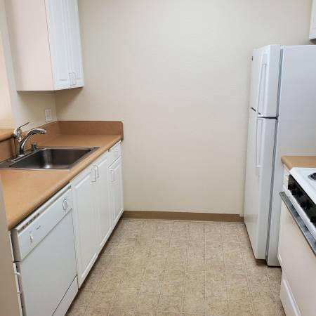 $1,800 / 1br - 600ft2 - 1Bedroom Balcony Downtown Pinole (hercules, pinole, san pablo, el sob)63657913640065123