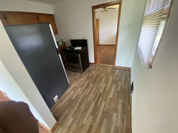 $700 / 1br - simple quiet apartment in a nice area (rockford)63981968358274122
