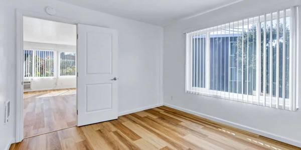 $2,610 / 2br - 713ft2 - Gorgeous Swimming Pool, Large Closets, Private Patio, Assigned Parking (napa county)63695896870529120