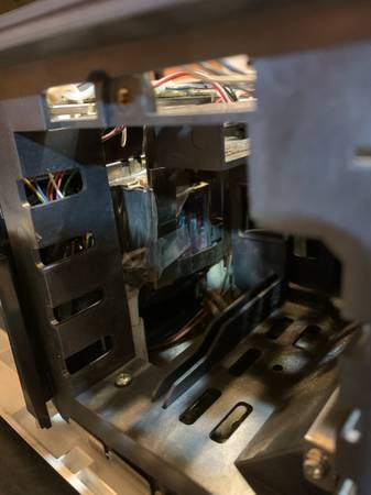 Sanyo PLV-Z2000 Projector 1