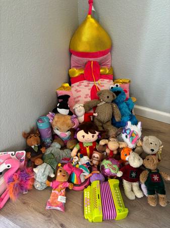 Lot of 20+ Plush Stuffed Animals Cookie Monster Flamingo Unicorn Puzzle Toys 1