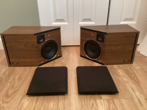 Bose Vintage - 2.2 Direct Reflecting Bookshelf Speakers