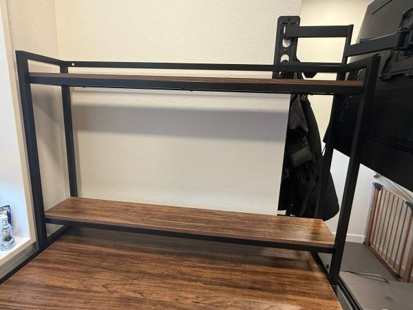 computer desk 1