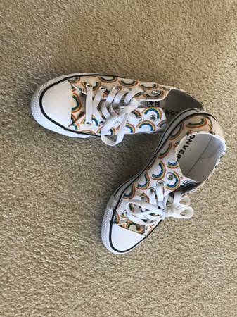 Converse Rainbow Chuck Taylor All Star Women size 7.5 Sneaker 1