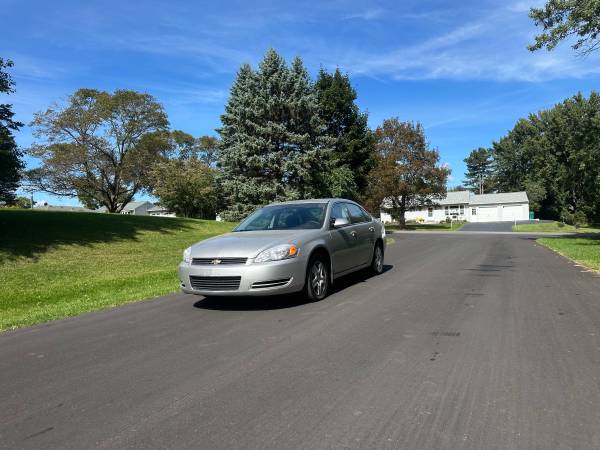 2008 Chevy Impala LT clean title 98k miles cold ac clean 1