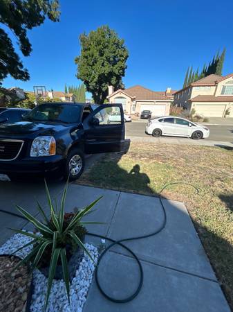 2008 GMC Yukon XLT 5.3 4WD, 125 mil millas originales - $8.900 (Dublin / Pleasanton / Livermore)63469763243137120