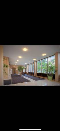 $2,100 / 1br - Furnished one bedroom with parking (Waikiki)63939667037314124