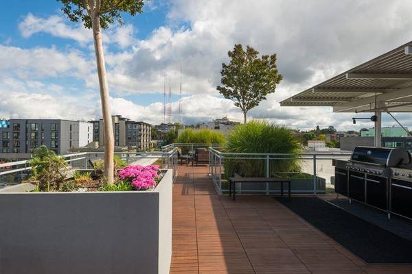 $2,210 / 1br - 575ft2 - Interior Open Air Courtyard, Floor-To-Ceiling Windows, Ice Makers63400054548355122