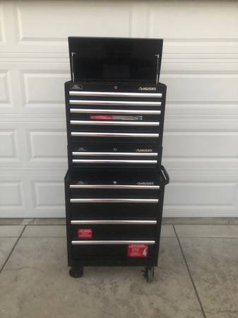 Husky 3 Piece Tool Box 1