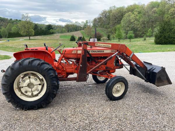 Allis Chalmers loader 415 Loader; Tractor canopy 1