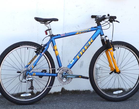 Trek 7000 ZX Series Vintage MTB Hardtail w/ RockShox, New