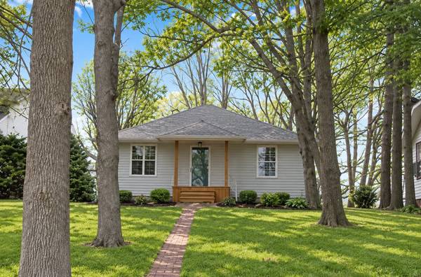 333 N Devon Avenue Indianapolis, IN 46219 1