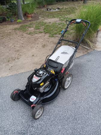 Craftsman Self Propelled Lawnmower 1