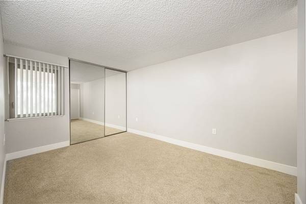 $2,390 / 1br - 788ft2 - Patio or Balcony, Covered Parking, Clubhouse63800544612097120