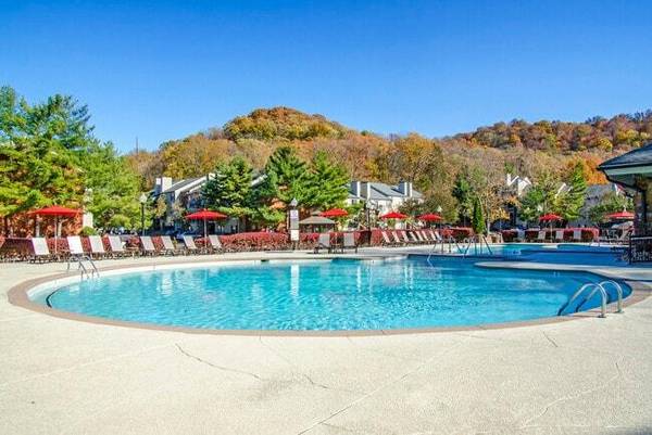 $1,493 / 2hab - 972ft2 - Lavadora y secadora, 3 piscinas exteriores deslumbrantes y 1 piscina interior63673250062723121