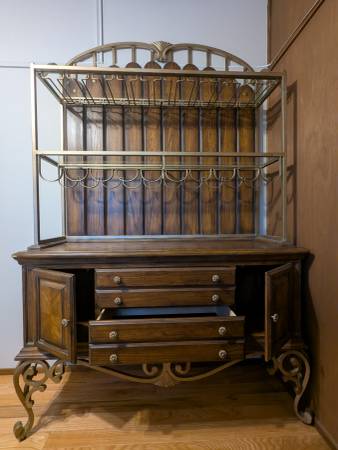 Vintage shelves/ drinks cabinet 1