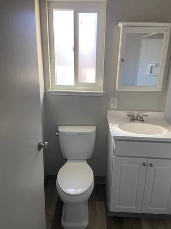 $1,125 / 1br - 483ft2 - Ceiling Fans, Laundry Facility, Sewer and Trash Paid (Carson City)63682219298305121