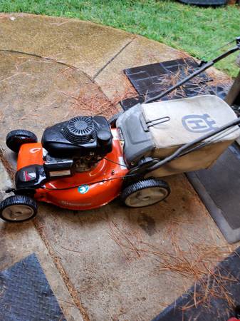Husqvarna Lawnmower 1