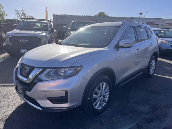 2017 Nissan Rogue SV AWD - $9,495 (+ Main Street Auto)63487829051779123