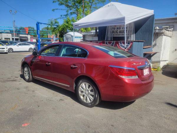 2010 Buick LaCrosse CX (V6) - $4,200 (+ Auto Bid Center)63435138701571123