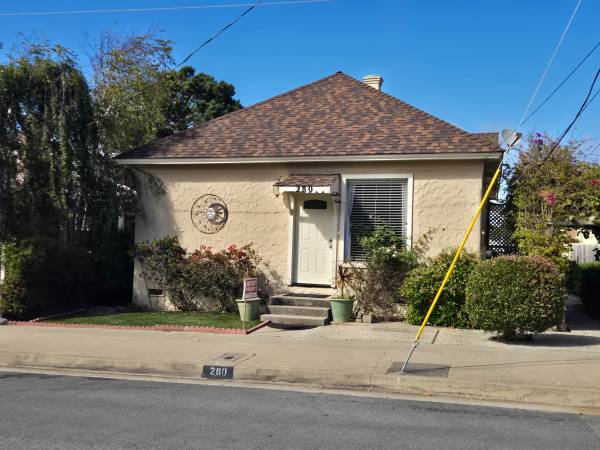 $2,850 / 2br - PRIME PACIFIC GROVE LOCATION64054765832322120