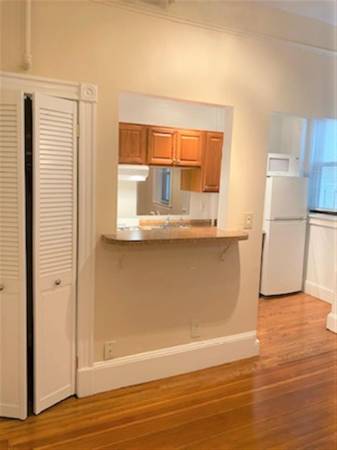 $2,585 / 1br - Heat & Hot Water Included ** Updated K&B ** Laundry ** Elevator (Cambridge \ Central Sq. \ Harvard Sq.)63797254119681121