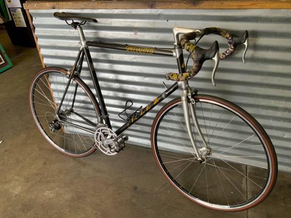 Own a Epic Carbon Specialized Road Bike@ shop Only 1