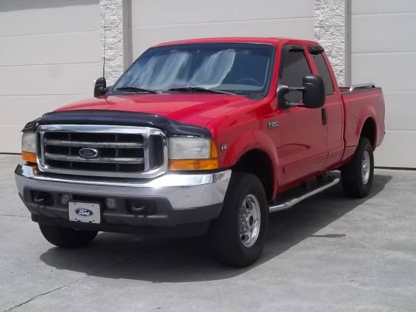 2001 Ford F250 Lariat Cabina Extendida 4x4 - $18,900 (Boone)63471228774787120