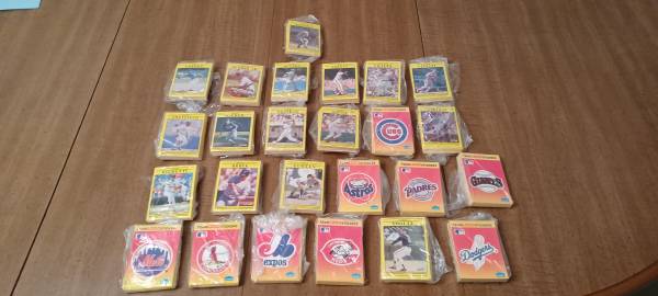 1991 FLEER BASEBALL TEAM CARDS/STICKERS 1