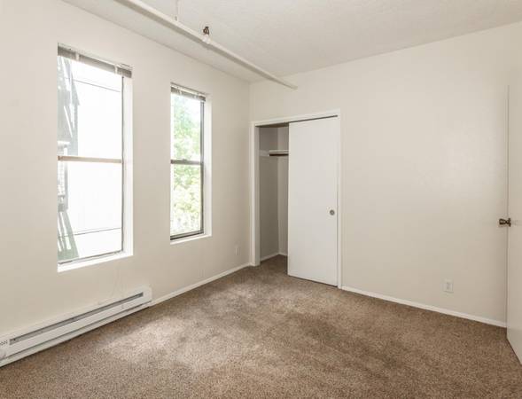 $1,099 / 1br - 1 Bedroom Available! + Small, Quiet Community, Recycling Room (Goose Hollow on 14th)63999452981506123