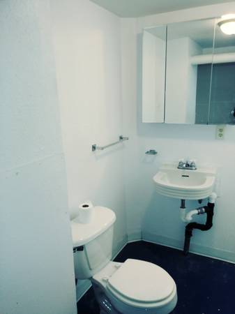 $775 / 1br - Amplio apartamento (Cheyenn3)63829654739715124
