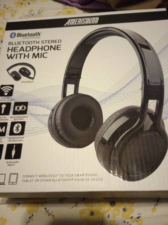 Amerisound Bluetooth Stereo Headphone with mic foldable new in box 1